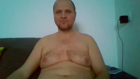 Snapshot of ferkooo111 chatting on 02-12-26, 04:51 Dorotheo online show from 02-12-26, 04:51