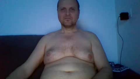 Snapshot of ferkooo111 chatting on 02-27-26, 05:18 Dorotheo online show from 02-27-26, 05:18