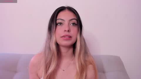 fernanda  online show from 05-20-26, 03:18