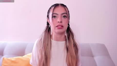fernanda  online show from 05-22-26, 02:44