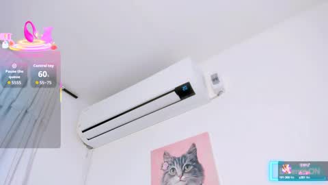 Snapshot of fernanda_brown01 chatting on 09-22-25, 08:00 Fernanda online show from 09-22-25, 08:00