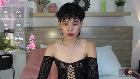Snapshot of fernanda_indie chatting on 01-11-25, 05:20 F E R N A N D A online show from 01-11-25, 05:20