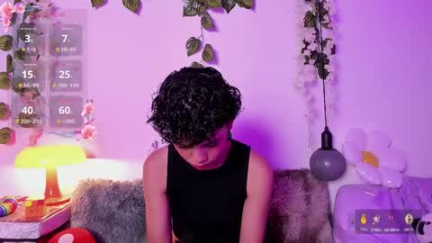 Snapshot of fernanda_indie chatting on 09-30-25, 03:22 F E R N A N D A online show from 09-30-25, 03:22