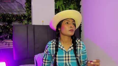 fernanda_liie_ online show from 10-21-25, 12:28