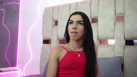 fernanda_thail_ online show from 03-15-26, 08:04