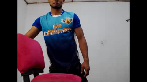 Snapshot of fernandez_latinblack chatting on 01-23-25, 01:19 fernandez_latinblack online show from 01-23-25, 01:19