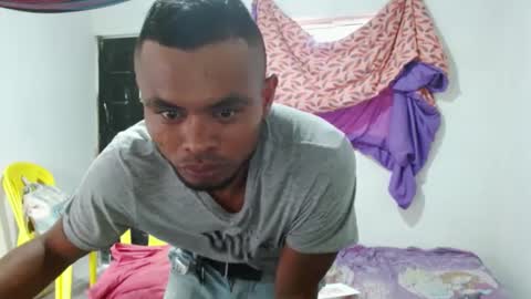 Snapshot of fernandez_latinblack chatting on 03-05-25, 10:10 fernandez_latinblack online show from 03-05-25, 10:10