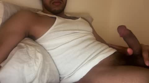 Snapshot of ferrero_8 chatting on 04-07-26, 06:03 ferrero_8 online show from 04-07-26, 06:03