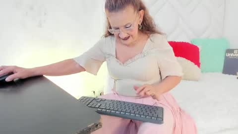 Marcela online show from 05-29-26, 08:07