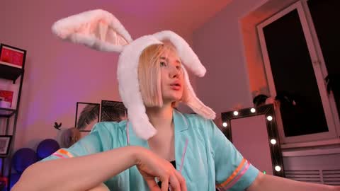 Rey online show from 12-29-24, 06:05