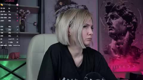 Rey online show from 03-12-26, 08:53