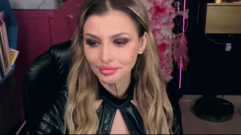 Sarah online show from 11-01-25, 07:49