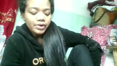 Snapshot of fetranialdy chatting on 09-25-25, 04:27 fetranialdy online show from 09-25-25, 04:27