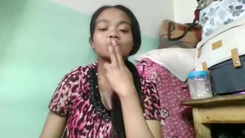 Snapshot of fetranialdy chatting on 10-12-25, 05:06 fetranialdy online show from 10-12-25, 05:06