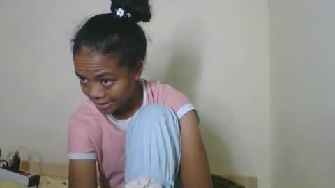 fetranialdy online show from 05-08-26, 07:14