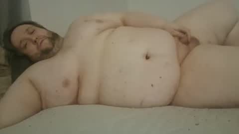 Snapshot of fettebifotze28h chatting on 11-05-25, 04:18 Cow Sow online show from 11-05-25, 04:18