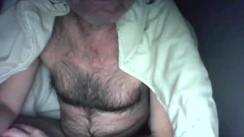 Beachmancan online show from 12-20-24, 05:51