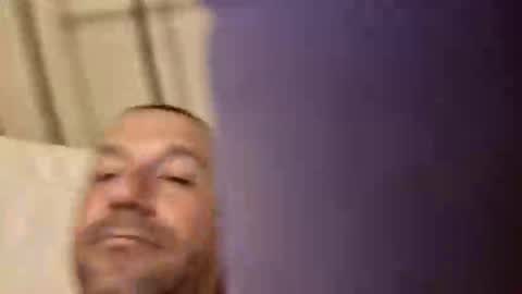 Snapshot of ffg93822 chatting on 12-22-25, 05:04 ffg93822 online show from 12-22-25, 05:04