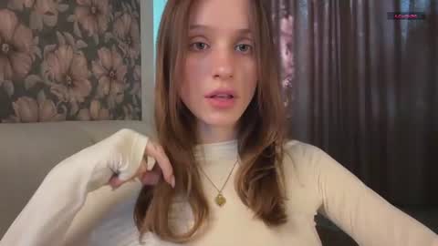 Lisa online show from 07-13-26, 12:08