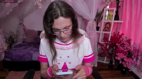 fi_cosplay online show from 10-20-25, 09:15