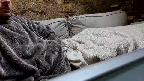 Snapshot of fidelio89 chatting on 01-19-25, 02:06 Fid online show from 01-19-25, 02:06