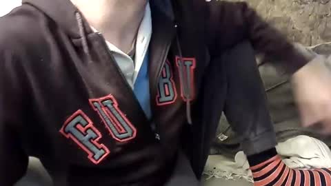 Snapshot of fidelio89 chatting on 02-04-25, 08:49 Fid online show from 02-04-25, 08:49