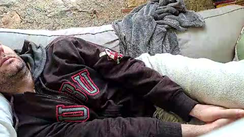 Snapshot of fidelio89 chatting on 03-04-25, 11:51 Fid online show from 03-04-25, 11:51