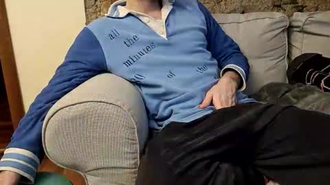 Snapshot of fidelio89 chatting on 03-08-25, 12:11 Fid online show from 03-08-25, 12:11