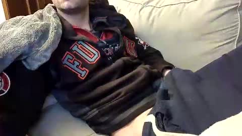 Snapshot of fidelio89 chatting on 03-11-25, 01:16 Fid online show from 03-11-25, 01:16