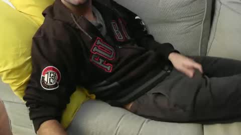 Snapshot of fidelio89 chatting on 10-20-25, 09:21 Fid online show from 10-20-25, 09:21