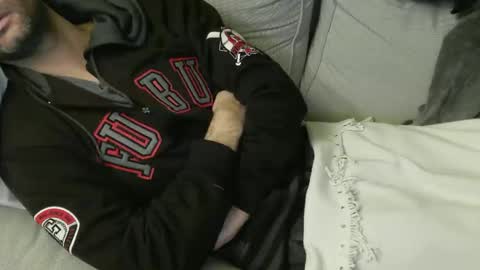 Snapshot of fidelio89 chatting on 11-20-25, 09:47 Fid online show from 11-20-25, 09:47