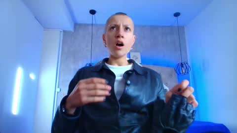   online show from 09-22-25, 11:45