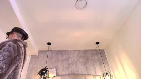   online show from 11-05-25, 11:54