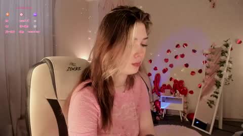 Snapshot of fieryfeline chatting on 04-25-26, 03:31 Filla online show from 04-25-26, 03:31