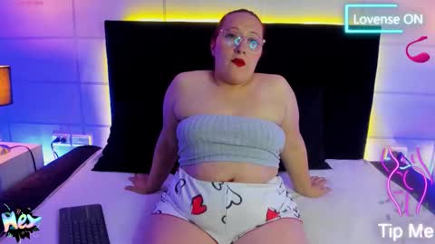 Luciana online show from 10-19-25, 03:18