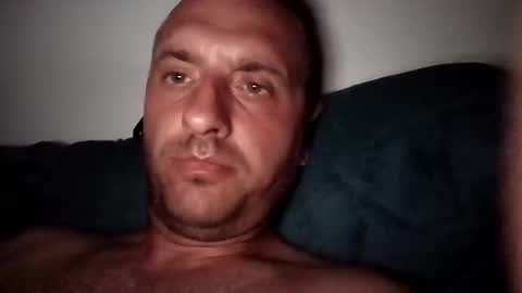 Snapshot of figonik chatting on 09-21-25, 07:37 Nick online show from 09-21-25, 07:37