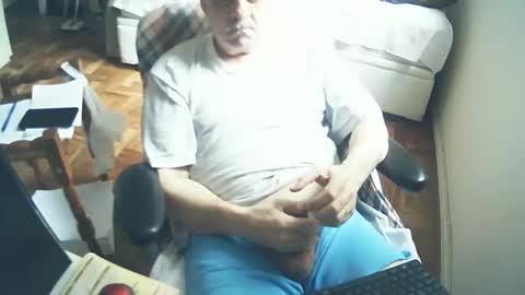 Snapshot of filhober chatting on 12-04-24, 02:37 filhober online show from 12-04-24, 02:37