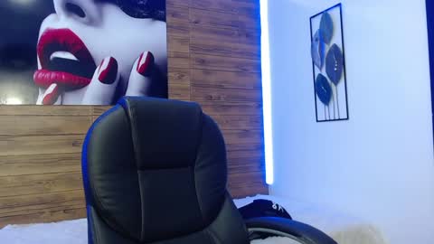 Snapshot of filipdaviex chatting on 12-15-24, 01:11 Filip David online show from 12-15-24, 01:11