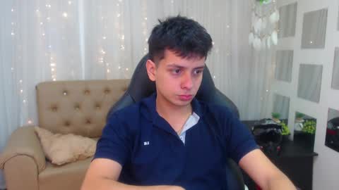 Snapshot of filipdaviex chatting on 12-17-24, 01:49 Filip David online show from 12-17-24, 01:49