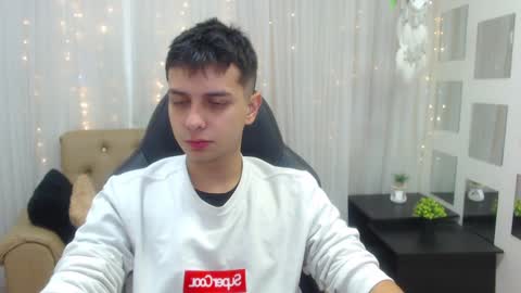 Snapshot of filipdaviex chatting on 12-22-24, 12:38 Filip David online show from 12-22-24, 12:38