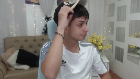 Snapshot of filipdaviex chatting on 01-18-25, 12:36 Filip David online show from 01-18-25, 12:36