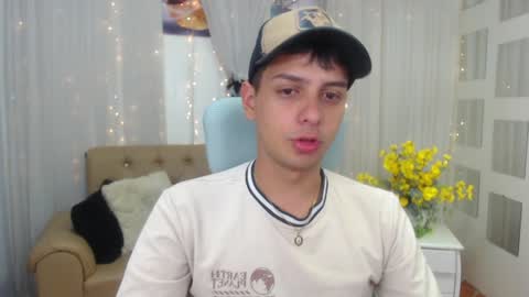 Snapshot of filipdaviex chatting on 01-21-25, 12:29 Filip David online show from 01-21-25, 12:29