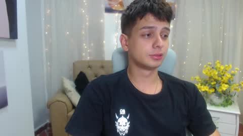 Snapshot of filipdaviex chatting on 02-13-25, 12:21 Filip David online show from 02-13-25, 12:21