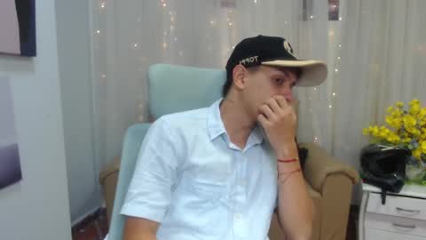 Snapshot of filipdaviex chatting on 02-19-25, 12:33 Filip David online show from 02-19-25, 12:33