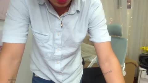 Snapshot of filipdaviex chatting on 02-19-25, 06:43 Filip David online show from 02-19-25, 06:43