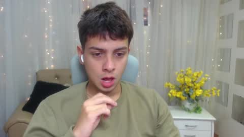 Snapshot of filipdaviex chatting on 02-20-25, 12:47 Filip David online show from 02-20-25, 12:47