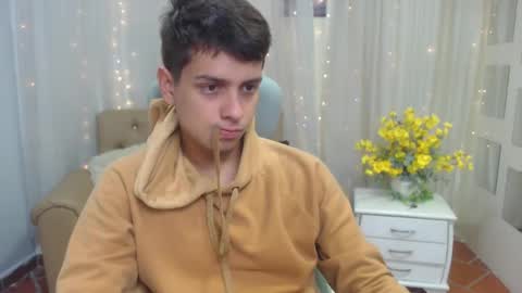 Snapshot of filipdaviex chatting on 02-25-25, 12:34 Filip David online show from 02-25-25, 12:34