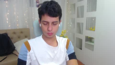 Snapshot of filipdaviex chatting on 03-03-25, 12:27 Filip David online show from 03-03-25, 12:27