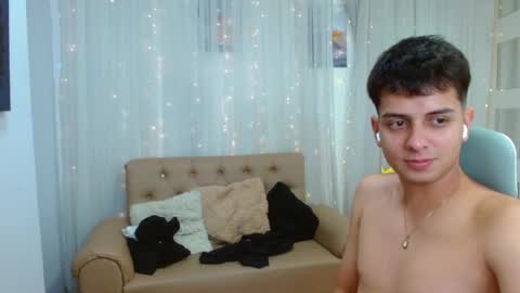 Snapshot of filipdaviex chatting on 03-11-25, 03:45 Filip David online show from 03-11-25, 03:45