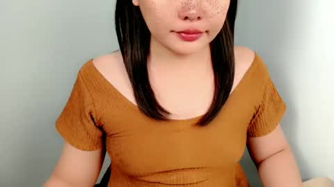 Snapshot of filipina_oh_carol chatting on 04-26-26, 03:42 miss carol online show from 04-26-26, 03:42